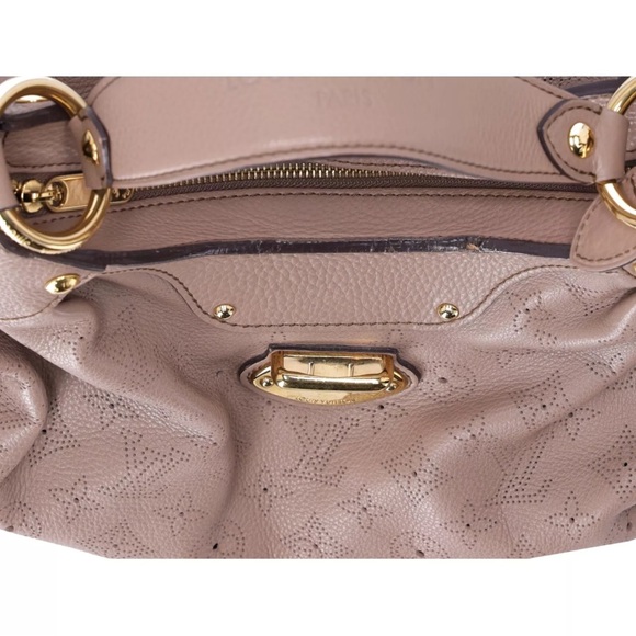 Louis Vuitton Monogram Mahina Solar PM Shoulder Bag M93445 Poudre Taupe Leather - Picture 9 of 13